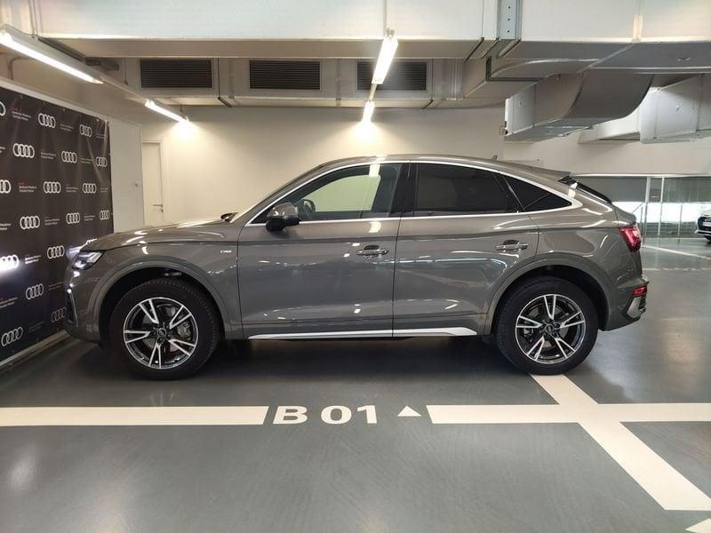 Audi Q5 Q5 Sportback 40 2.0 tdi mhev 12V S line quattro s-tronic