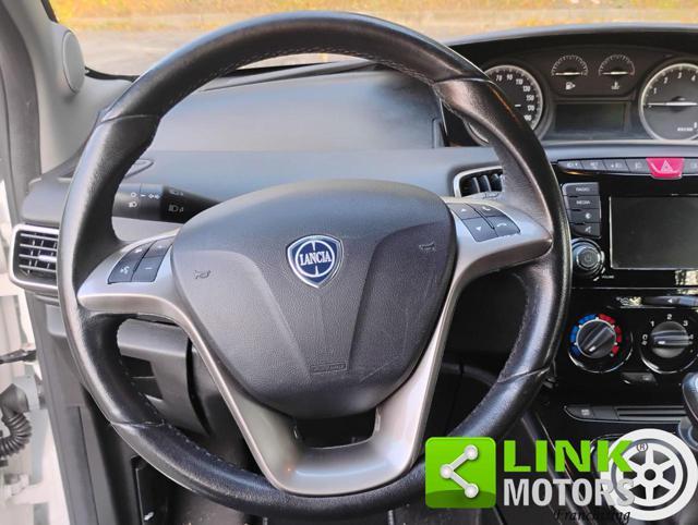 LANCIA Ypsilon 1.2 69 CV 5 porte Gold