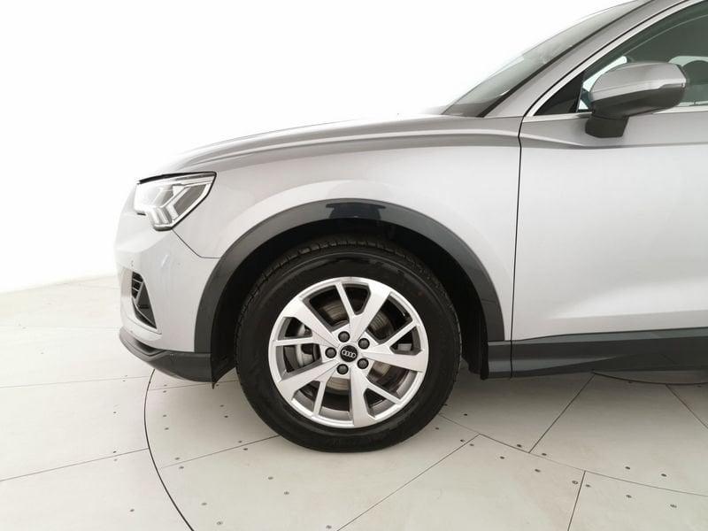 Audi Q3 35 2.0 tdi Business Advanced s-tronic