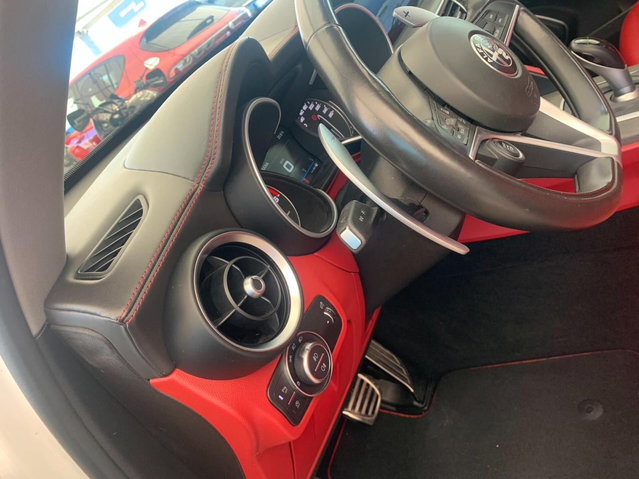 Alfa Romeo Stelvio 210 CV Q4 full tetto uniprò