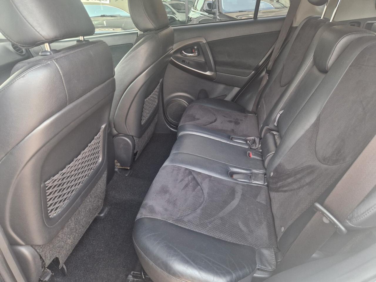 Toyota RAV 4 RAV4 Crossover 2.2 D-Cat A/T 150 CV Executive