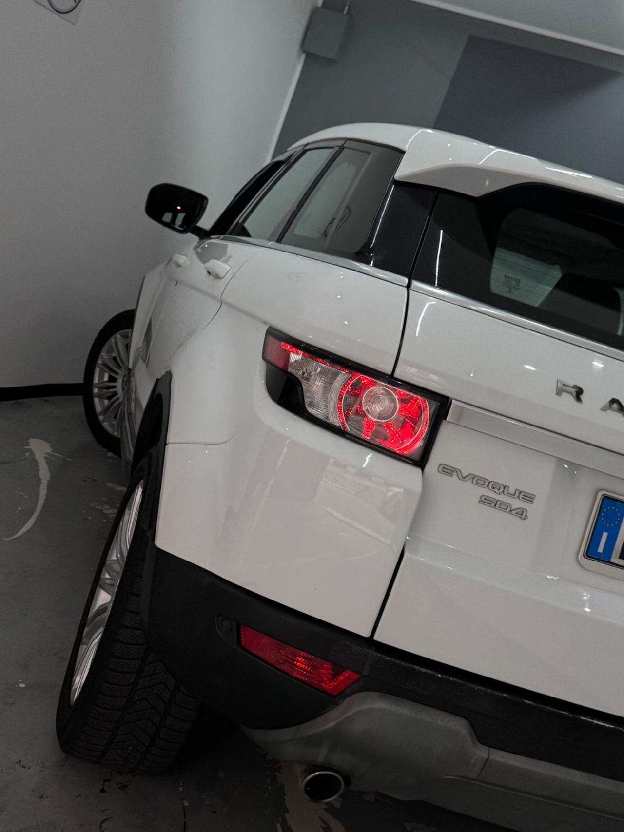 Land Rover Range Evoque 2.2 Sd4 5p. Dynamic