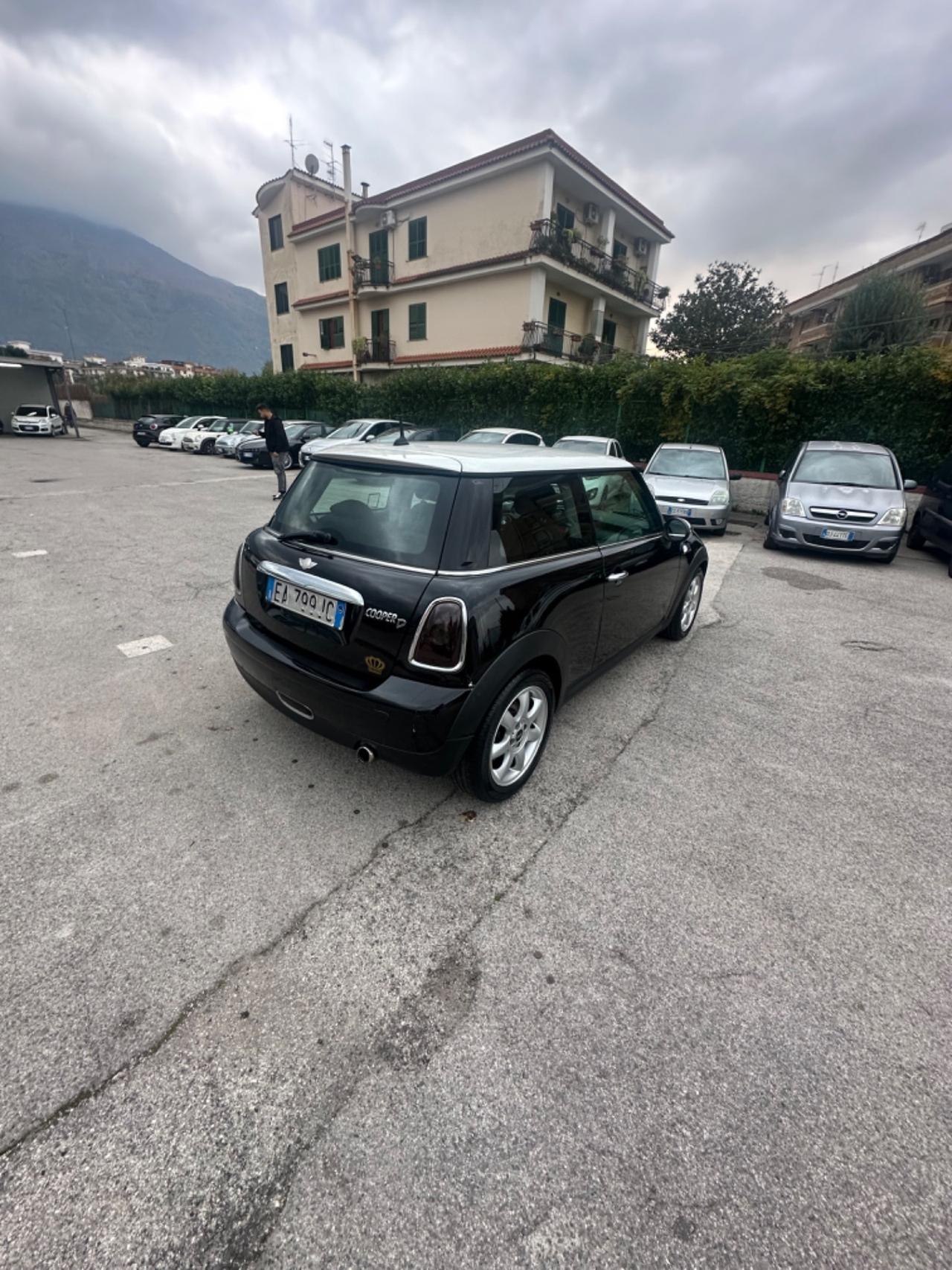 Mini Mini 1.6 16V Cooper D