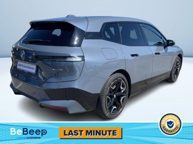 BMW iX XDRIVE40 PACCHETTO SPORTIVO