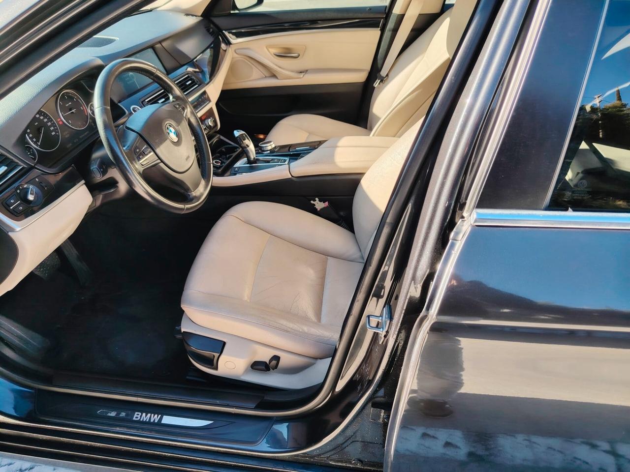 Bmw 520 dFutura 184Cv Berlina -Pelle Beige-Cruise Control-Xenon-Sedili elettrici-
