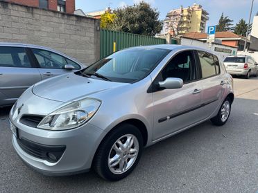 Renault Clio 1.2 16V 5 porte Le Iene