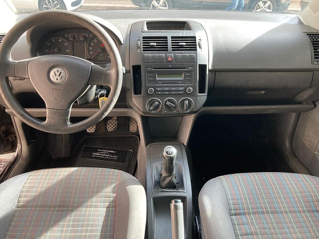 Volkswagen Polo 1.2 -IDEALE X NEOPATENTATI-2007