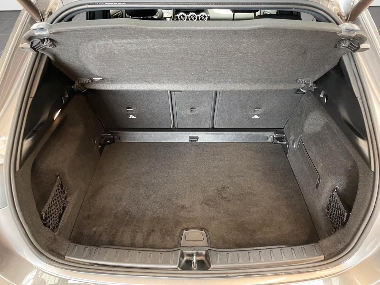 Mercedes-benz GLA 200 d Automatic Premium