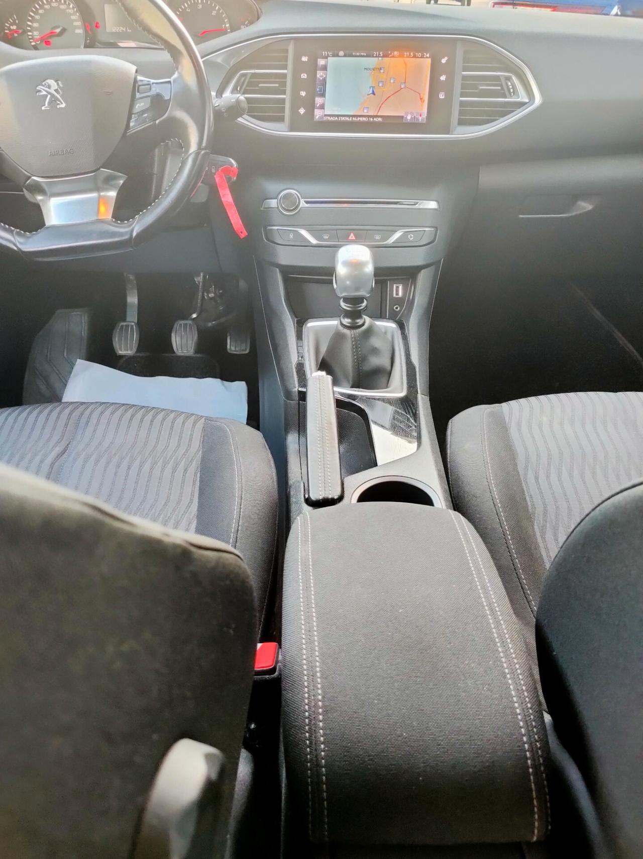 Peugeot 308 BlueHDi 120 S&S Allure