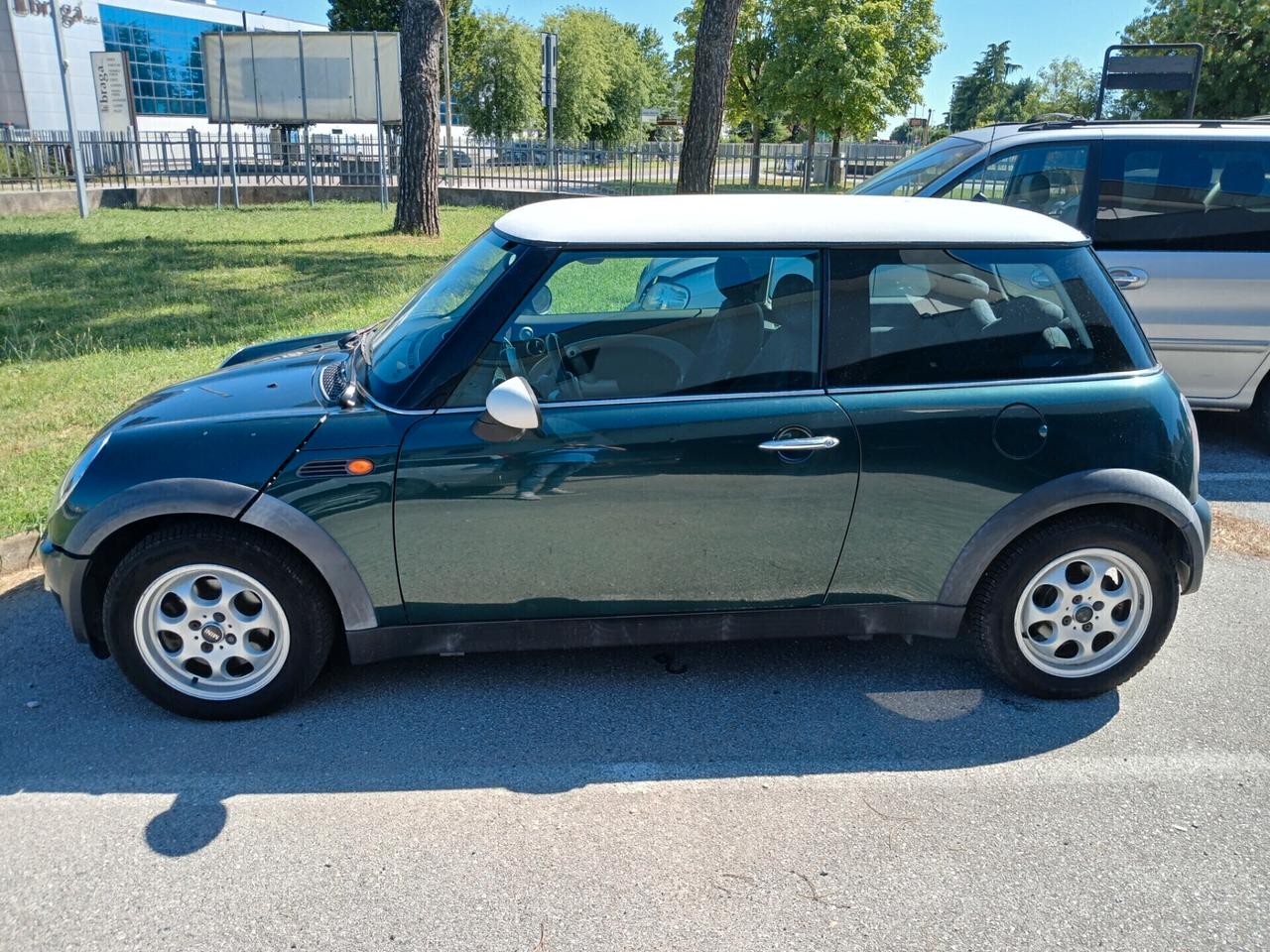 Mini Mini 1.6 16V One MODELL ONE TETTO E SPECCHI BIANCHI auto con targa italiana