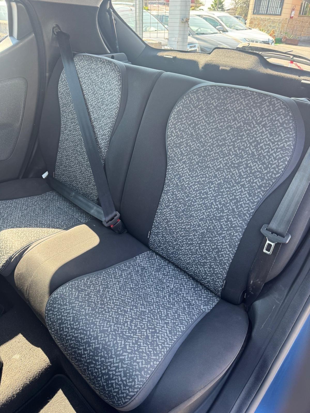 Lancia Ypsilon 1.0 FireFly 5 porte S&S Hybrid Alberta Ferretti