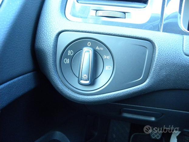 VOLKSWAGEN Golf 1.0 TSI 85 CV 5p. Limited / OK N