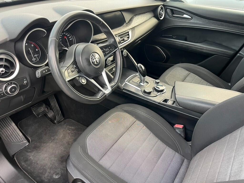 Alfa Romeo Stelvio 2.2 Turbodiesel 210 CV AT8 Q4 Business IVA DETRAIBILE