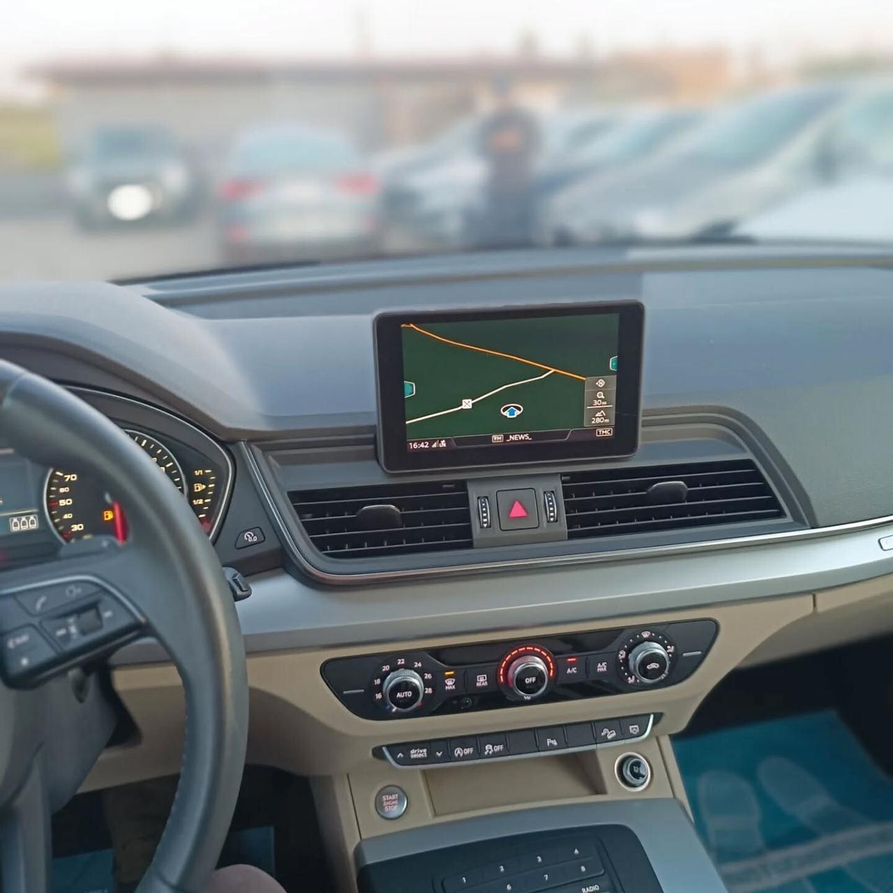 Audi Q5 2.0 TDI quattro S tronic Business Sport