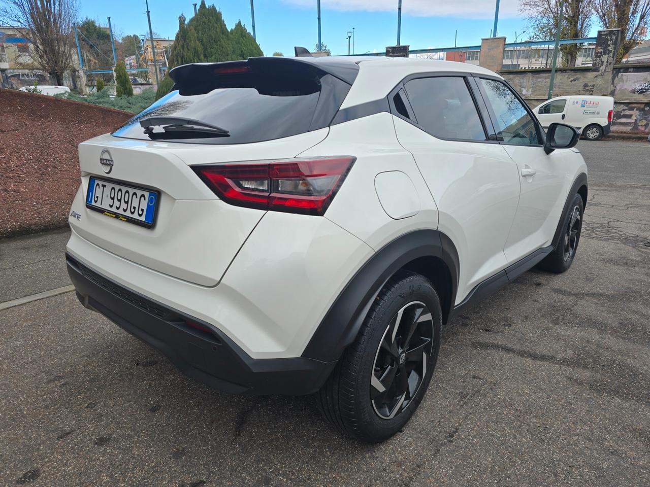 Nissan Juke 1.0 DIG-T 114 CV DCT N-Connecta