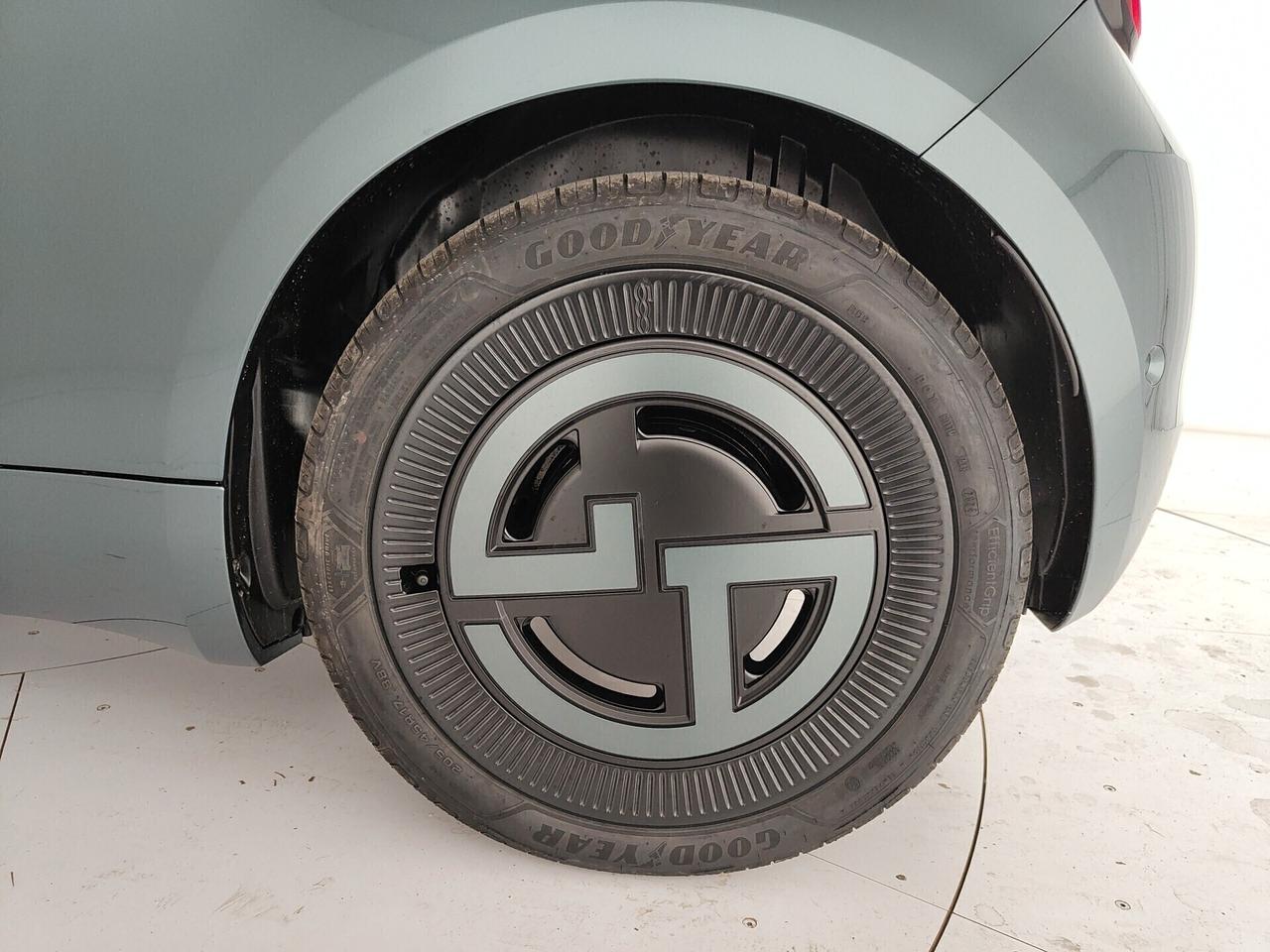 Fiat 500e Berlina 42 kWh Giorgio Armani