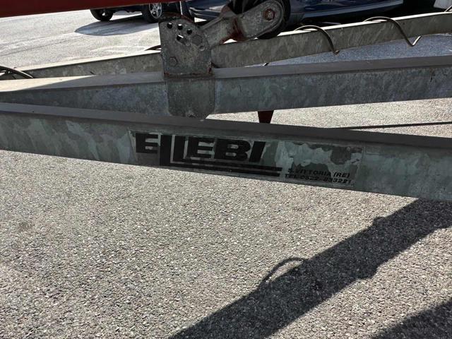 JDM Titane Barca a motore carello