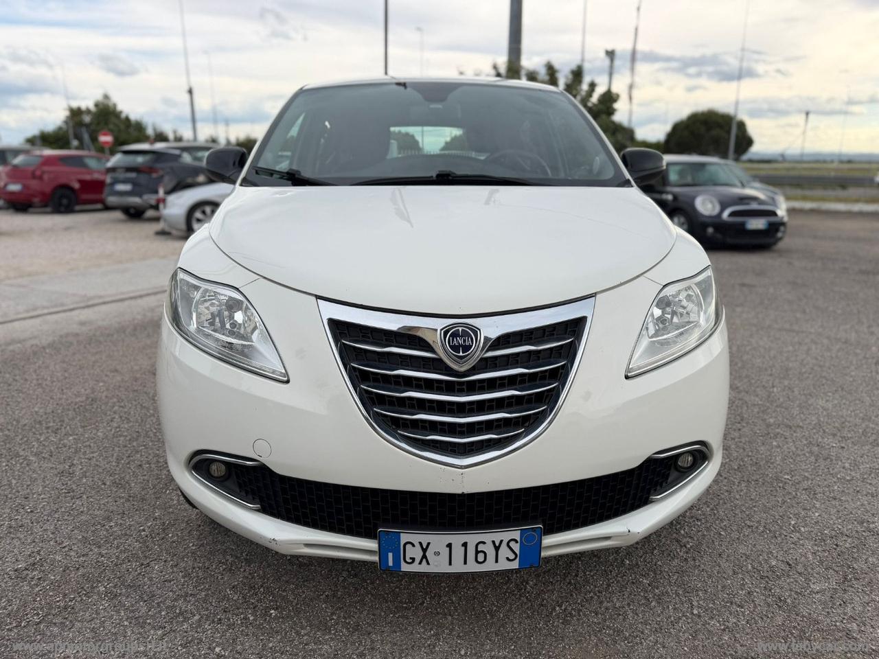 LANCIA Ypsilon 0.9 T.Air 85CV 5p. Met.Ec. Gold