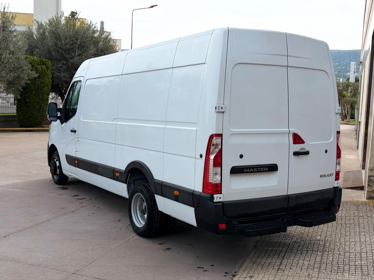 Renault Master T35 L3H2 dci 145 Cv Gemellato