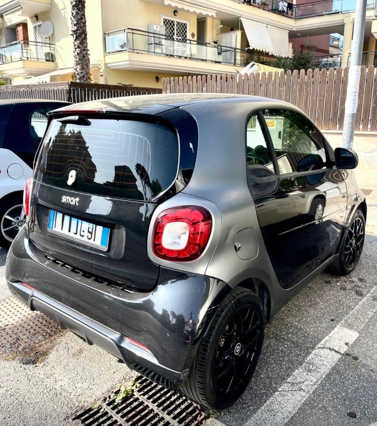 Smart ForTwo 70 1.0 twinamic Super Passion navigatore
