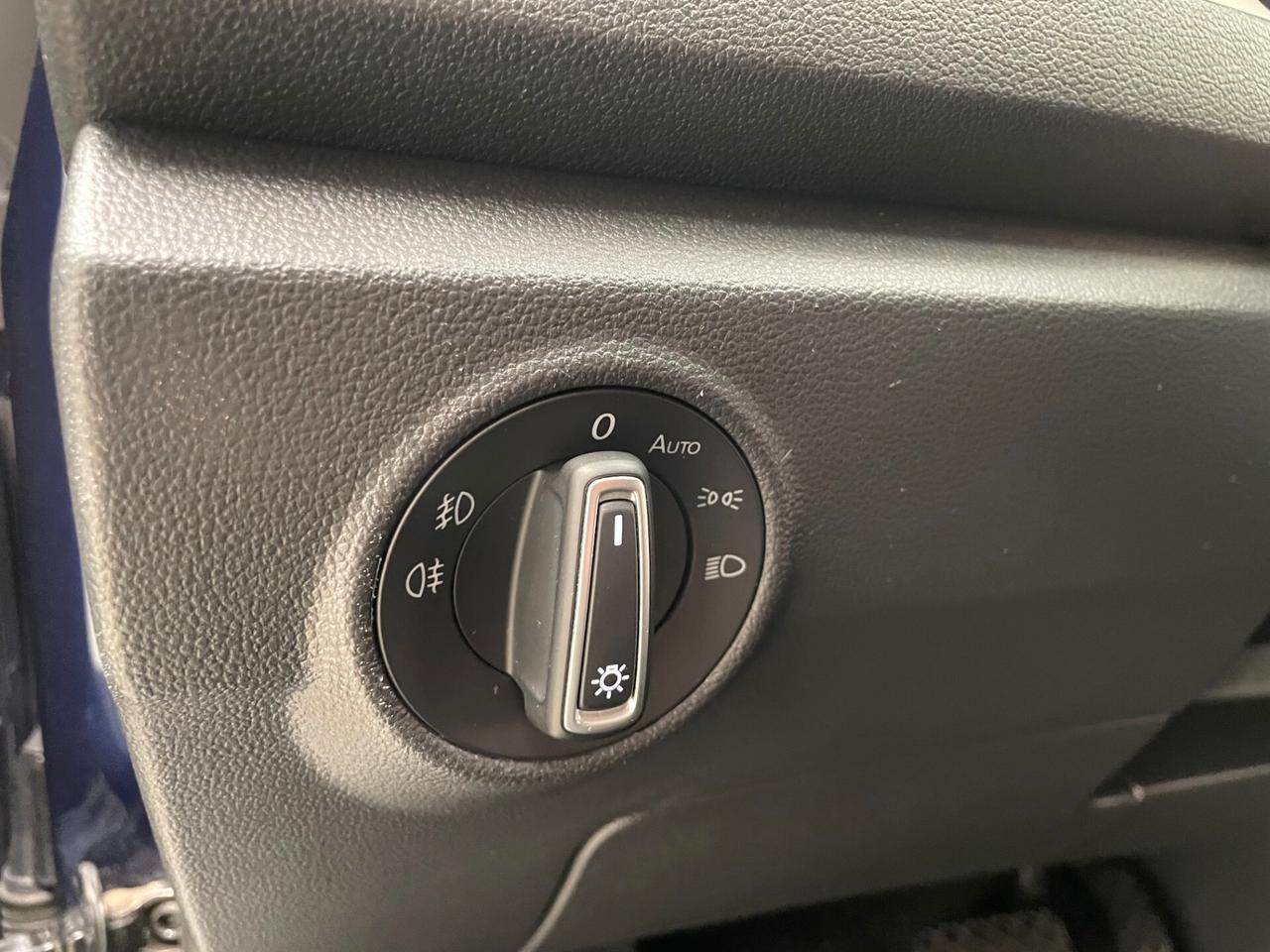 Volkswagen T-Roc 2.0 TDI 150 CV DSG Business BlueMotion Tec