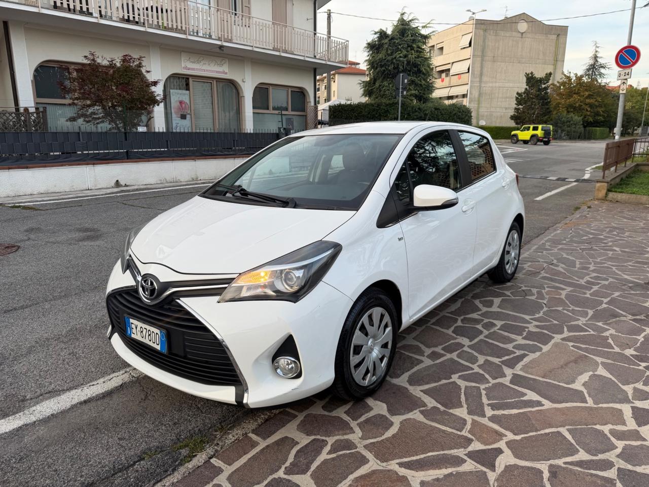 Toyota Yaris 1.0 5 porte