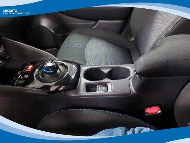 NISSAN Leaf nConnecta