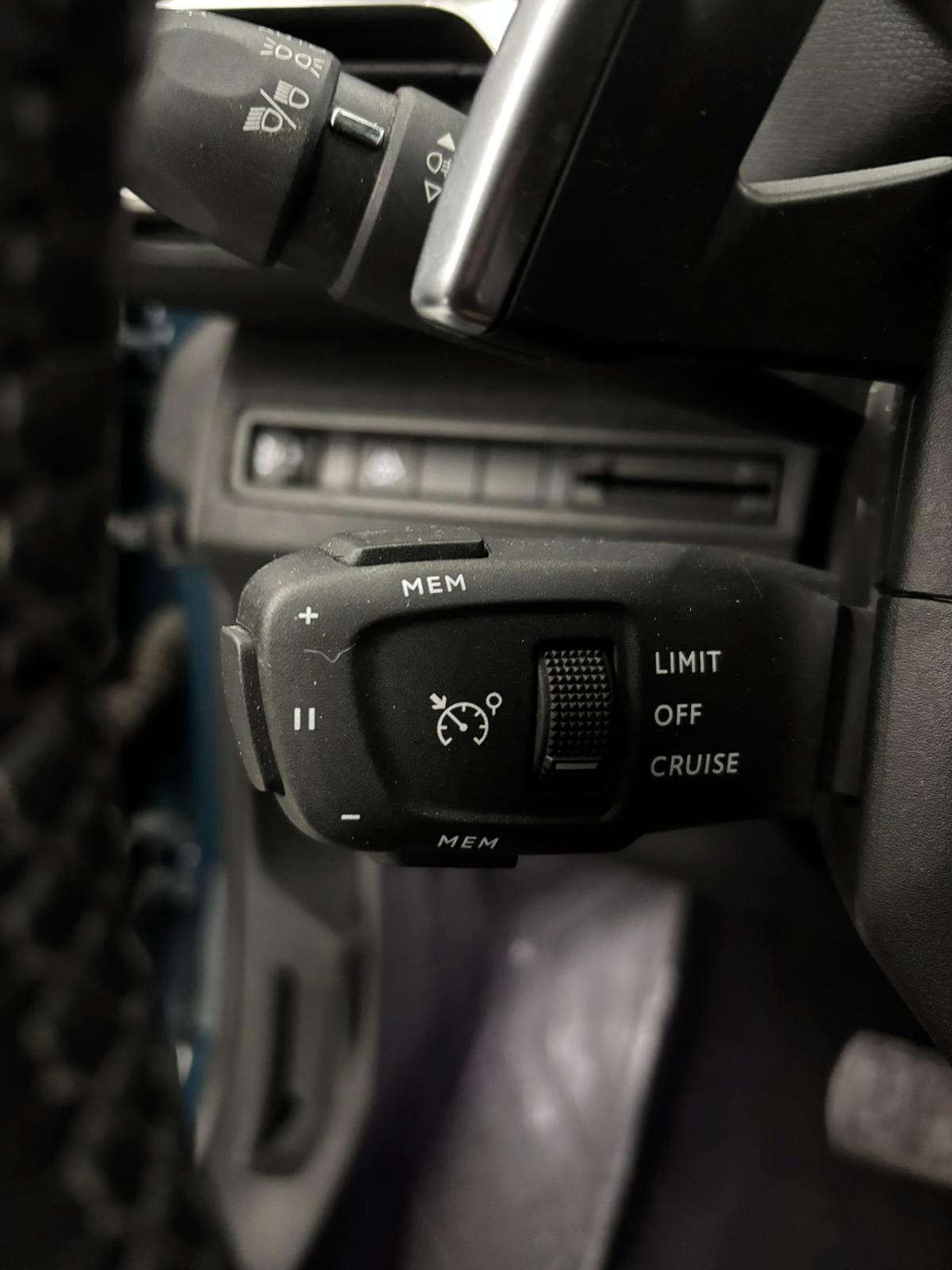 Peugeot 5008 BlueHDi 130 S&S EAT8 Allure Pack 7 posti