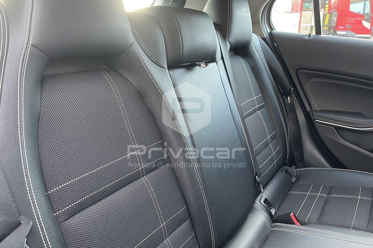 MERCEDES GLA 200 d Automatic 4Matic Premium