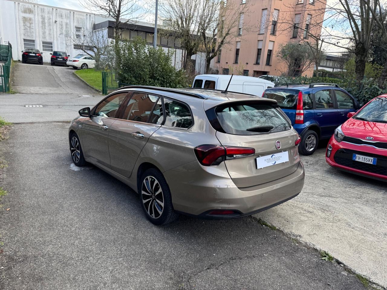 Fiat Tipo 1.6 Mjt S&S SW Lounge
