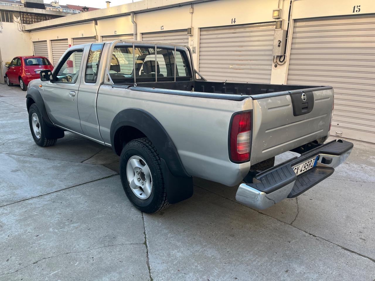 Nissan Pick-up 2.5 TD 2 porte King Cab 4X4