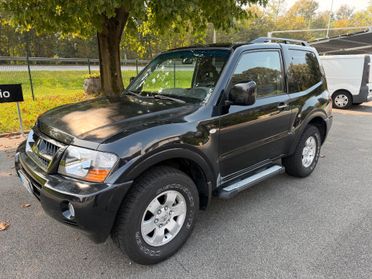 Mitsubishi Pajero III 3p 3.2 tdi 16v Intense auto