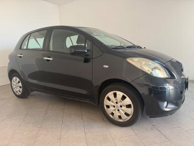 TOYOTA Yaris 1.0 5PORTE Sol