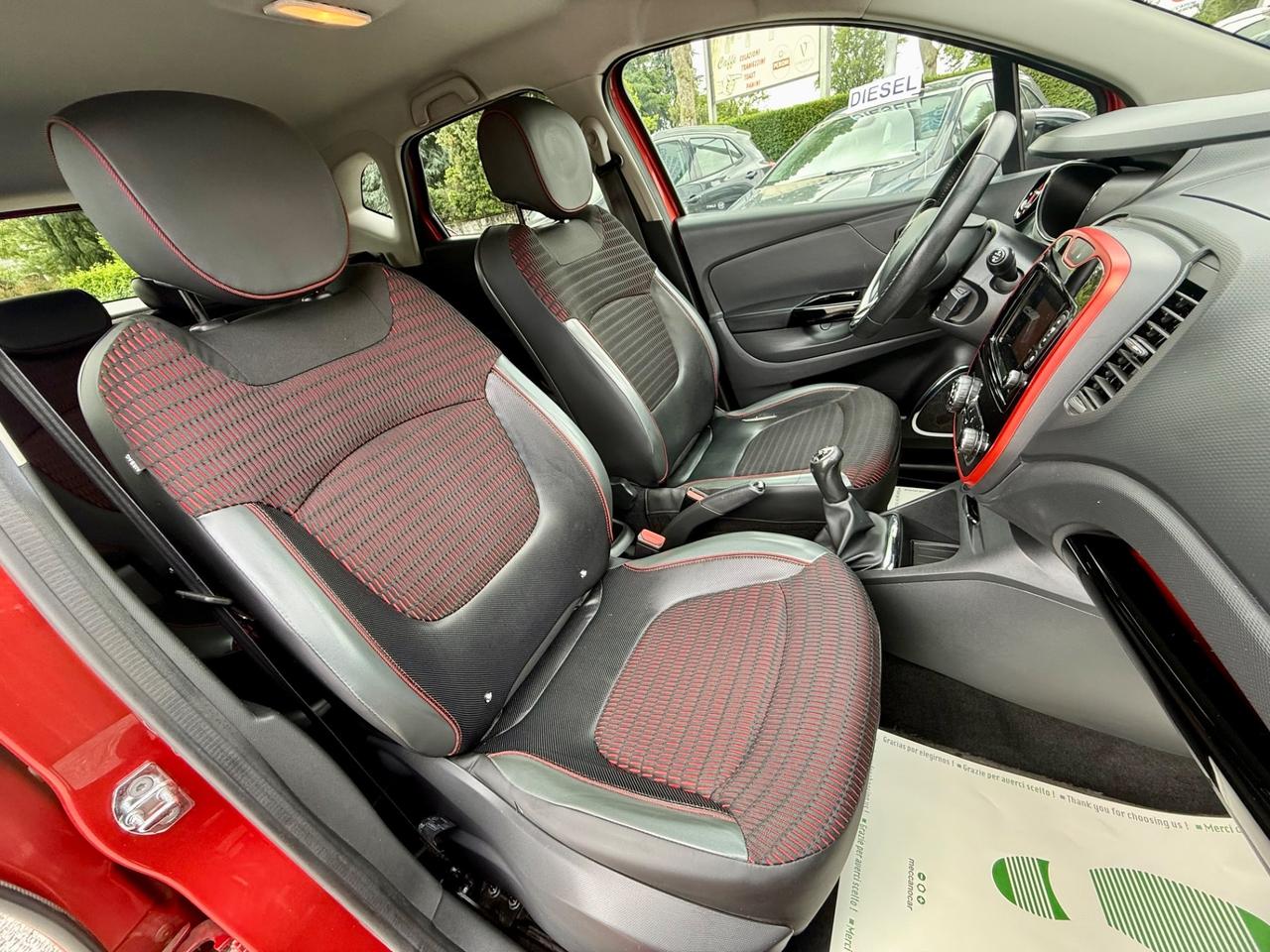 Renault Captur 1.5 dCi EDC Project Runway Ok NEOPATENTATI