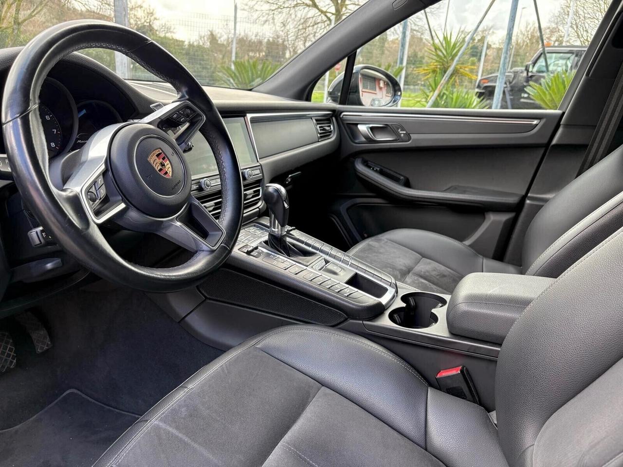 Porsche Macan Porsche Macan 2.0 Black Series Tetto Terminali Sport Gt Full Led Permute e Rate
