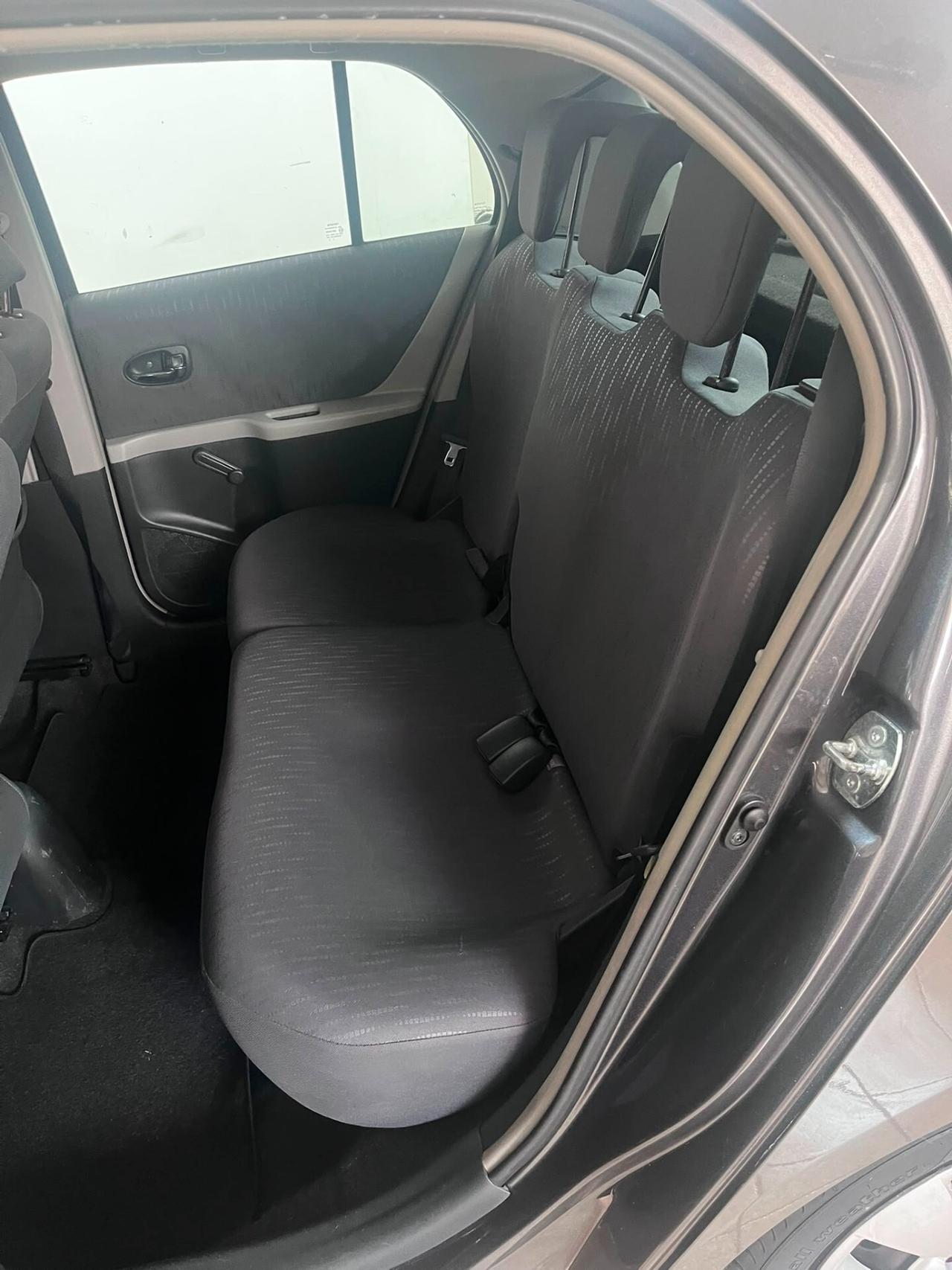 Toyota Yaris 1.3 5 porte Sol