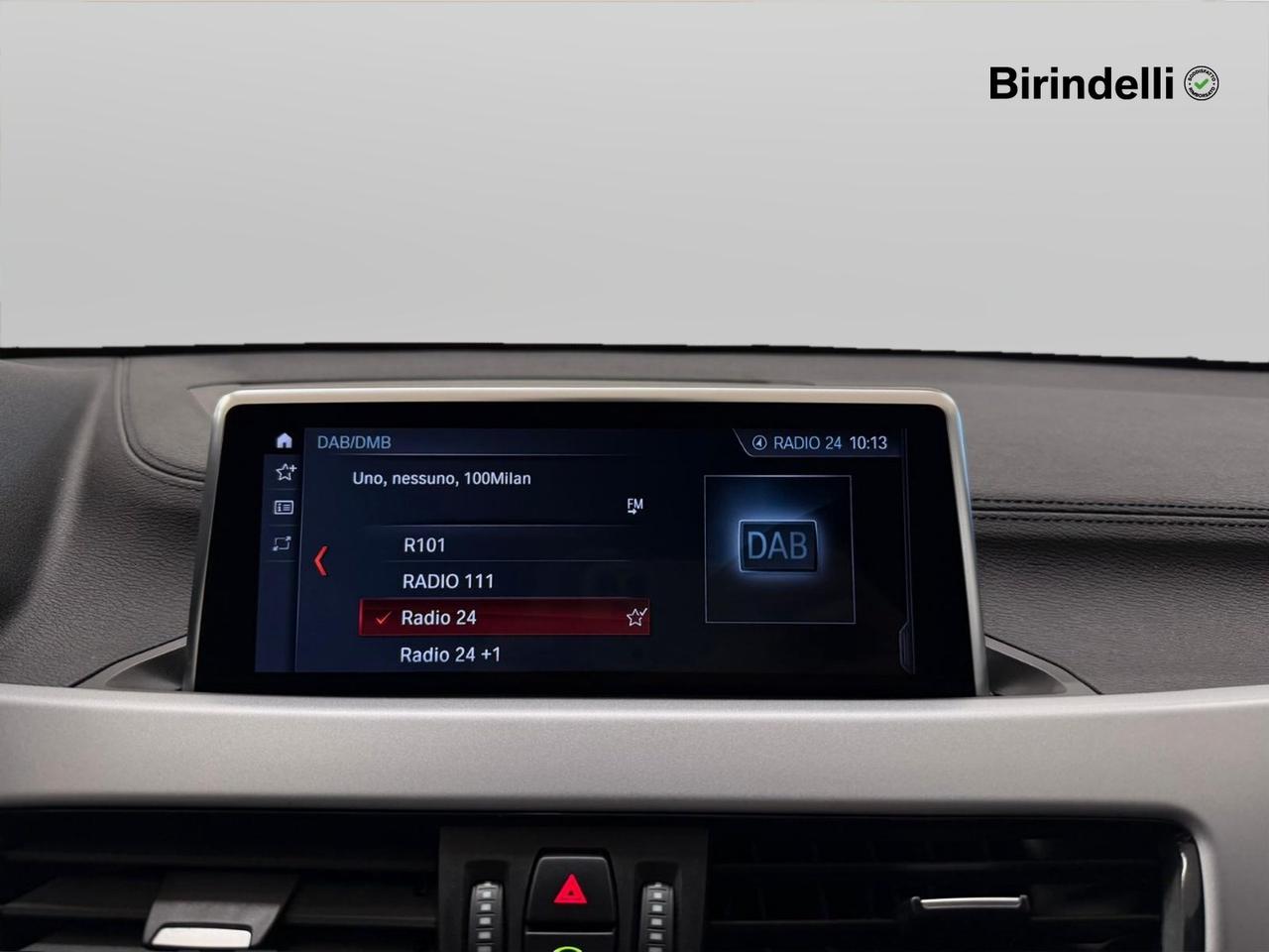 BMW X2 (F39) - X2 sDrive18d Business-X