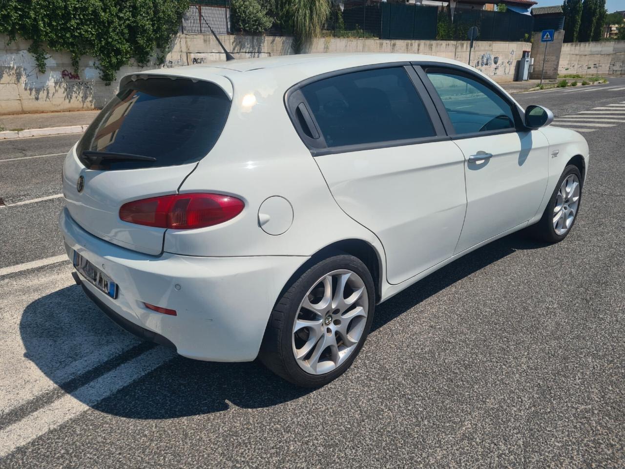 Alfa Romeo 147 1.9 JTD (120) 5 porte Progression