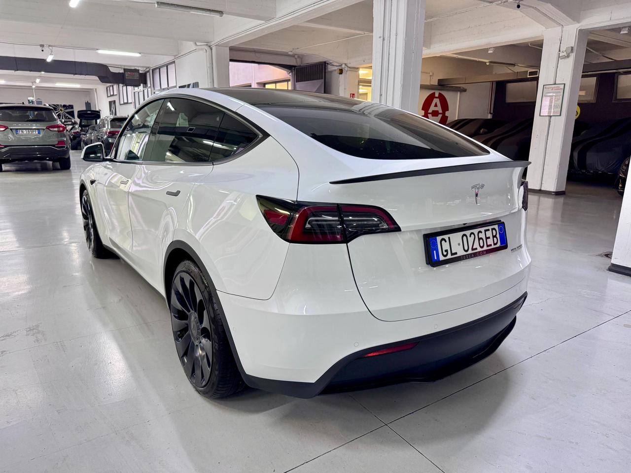 Tesla Model Y Long Range Dual Motor awd