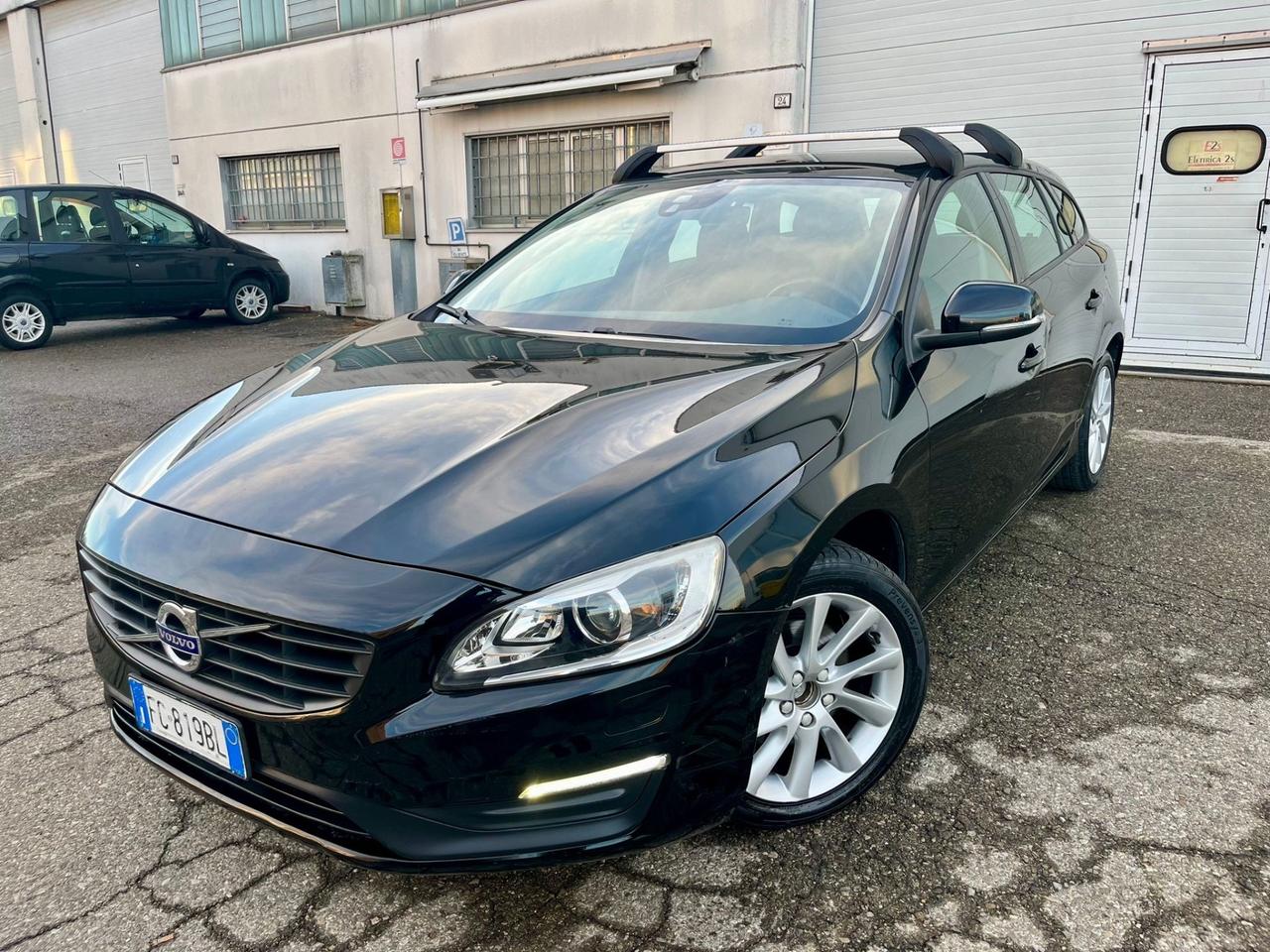 Volvo V60 2.0d 120cv 2016 127.000km euro6 perfetta