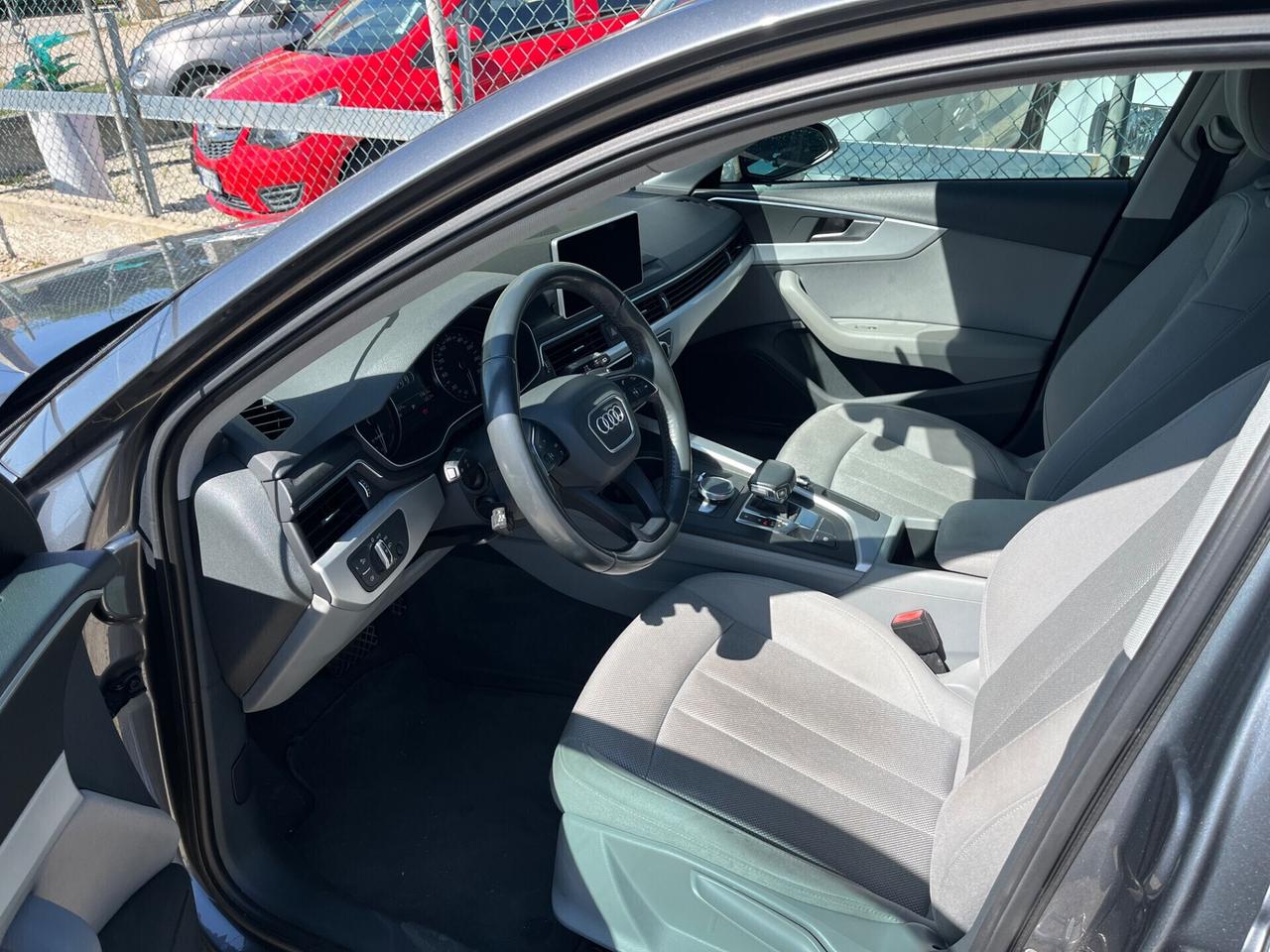 Audi A4 Avant 2.0 TFSI S tronic g-tron Business