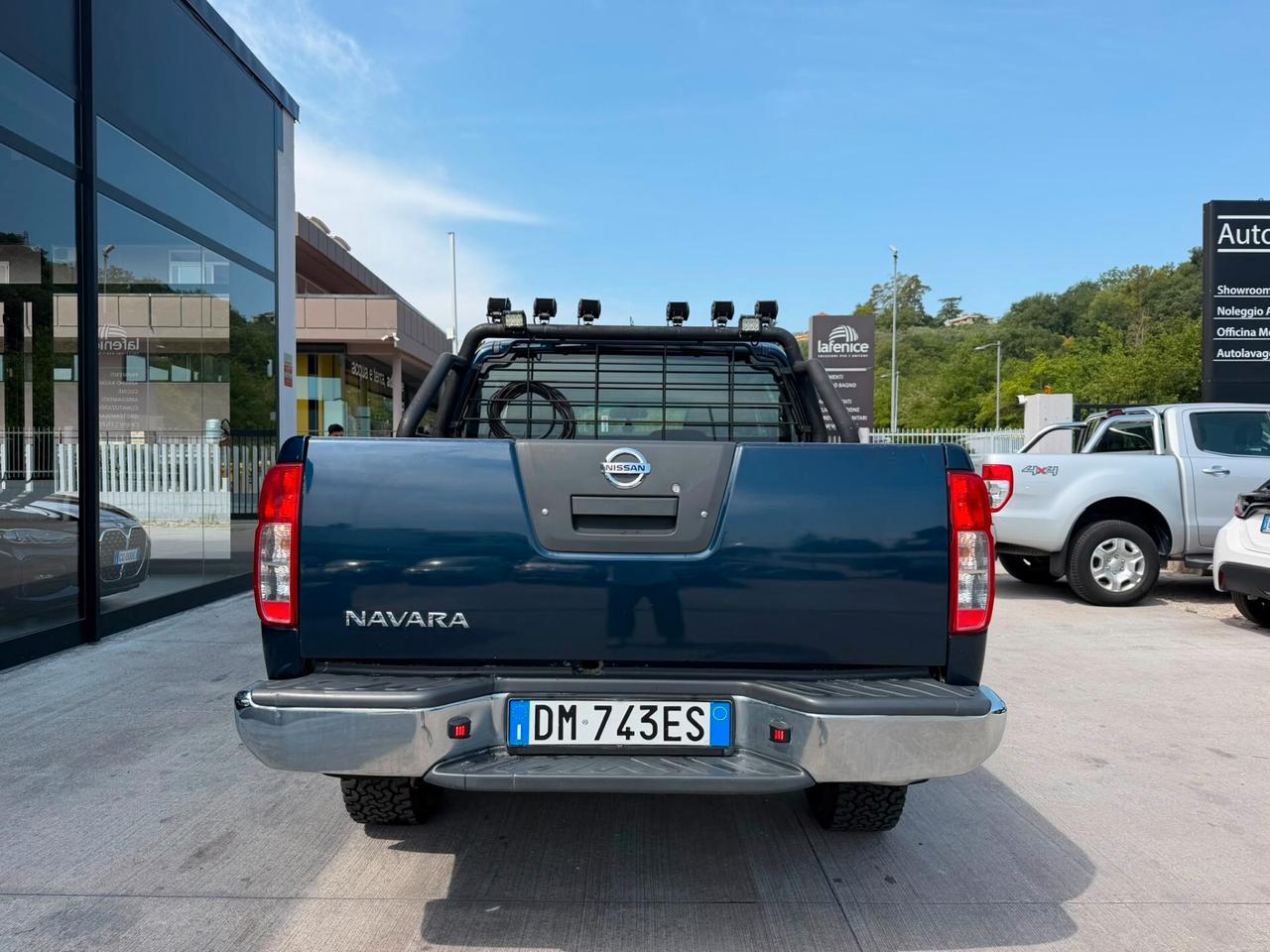 Nissan Navara 4X4 DOUBLE CAT 5P