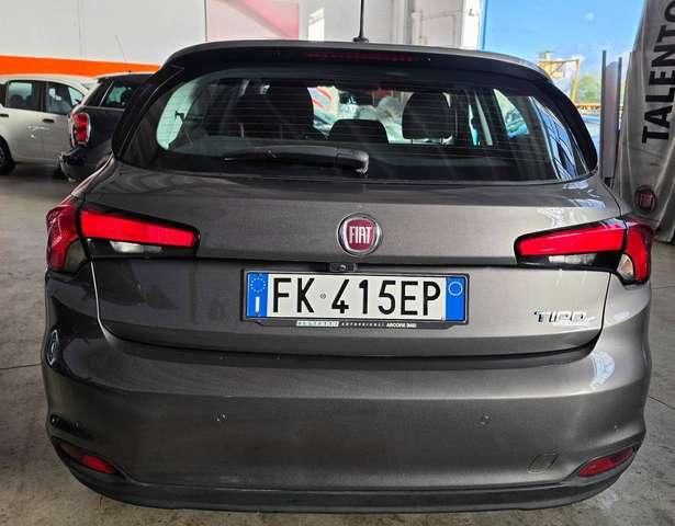 Fiat Tipo Tipo 2016 5p 1.4 tjt Lounge 120cv