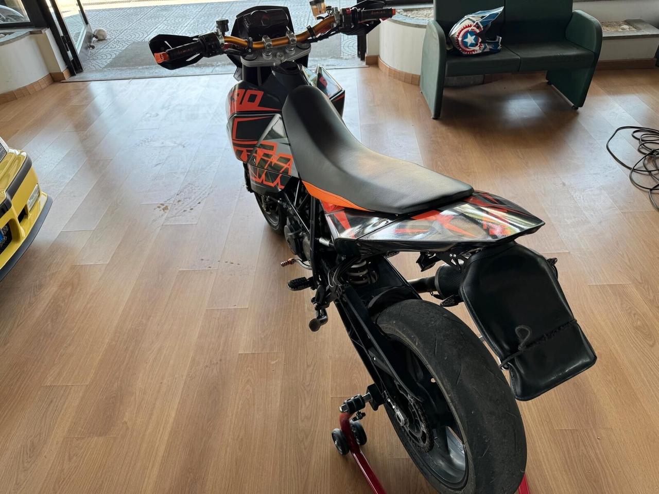 Ktm 690 Supermoto PRESTIGE