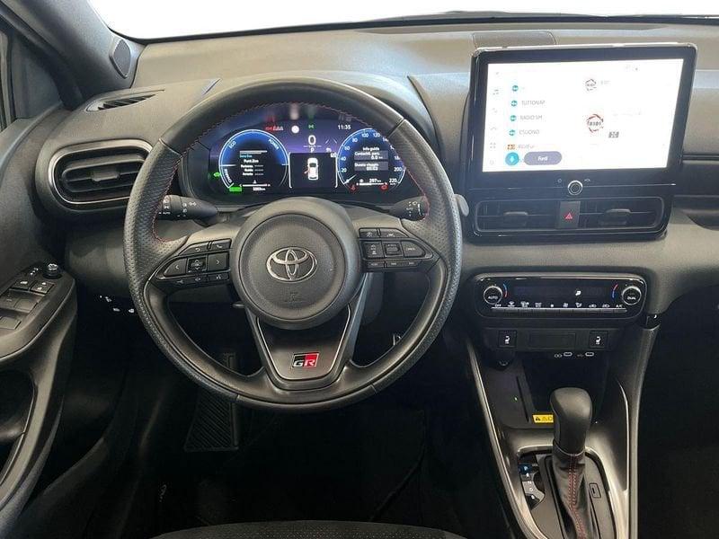 Toyota Yaris Yaris 1.5h 130 GR Sport