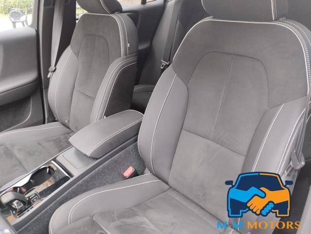 VOLVO C40 Recharge Twin Motor AWD Ultimate UNIPRO