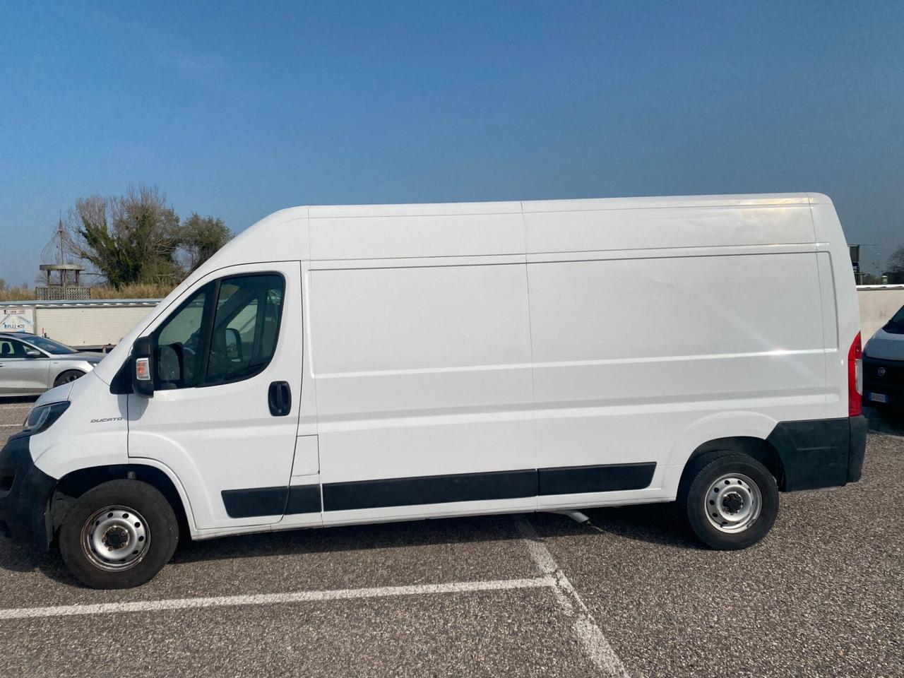 FIAT DUCATO 2.3 140Cv PASSOLUNGO/T.ALTO Cargo