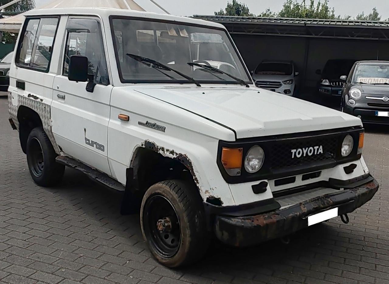 Toyota Land Cruiser II 2.4 turbodiesel LJ70 VX