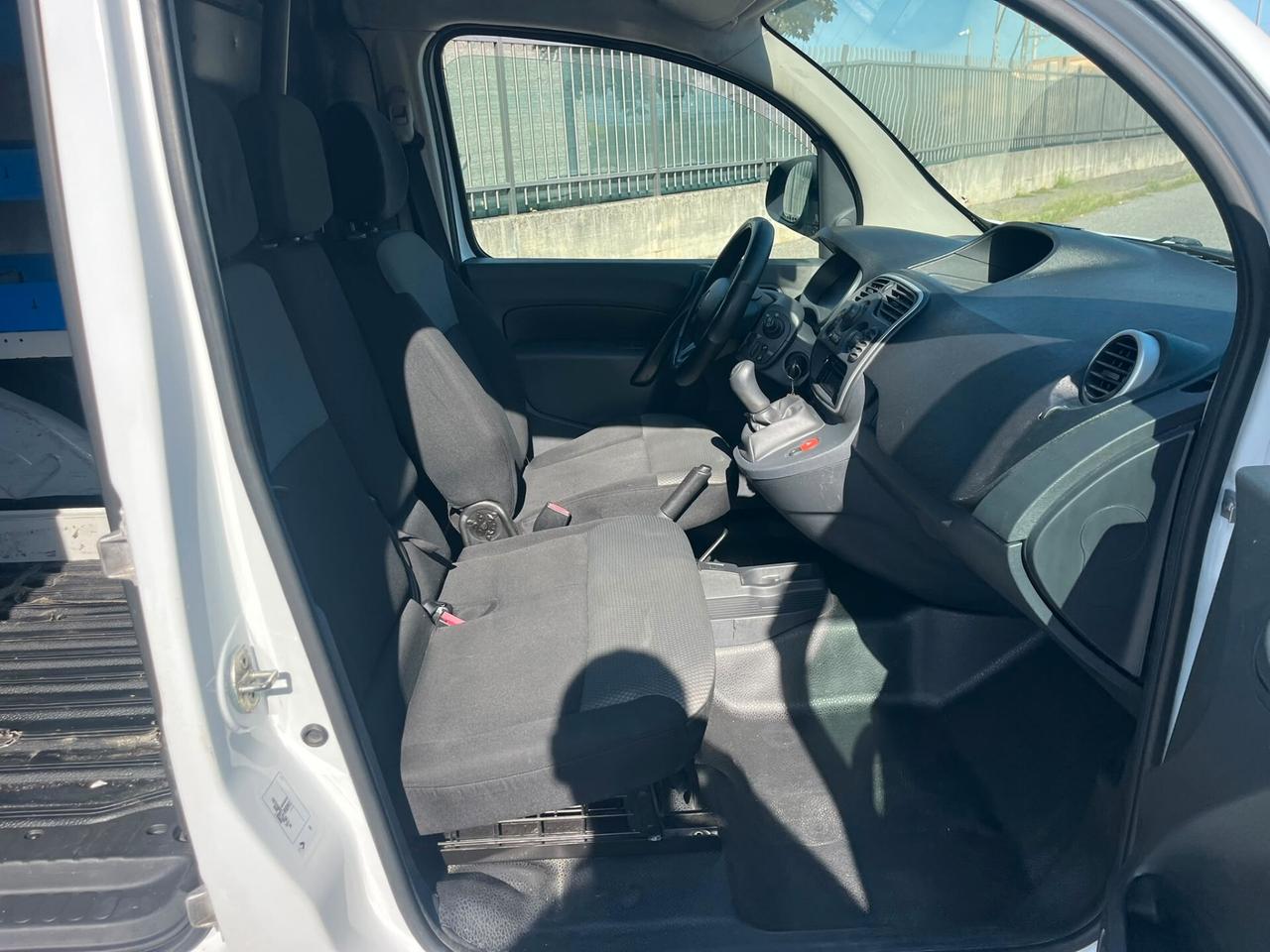 Renault KANGOO 1.5 DCI 90CV 3 POSTI E6