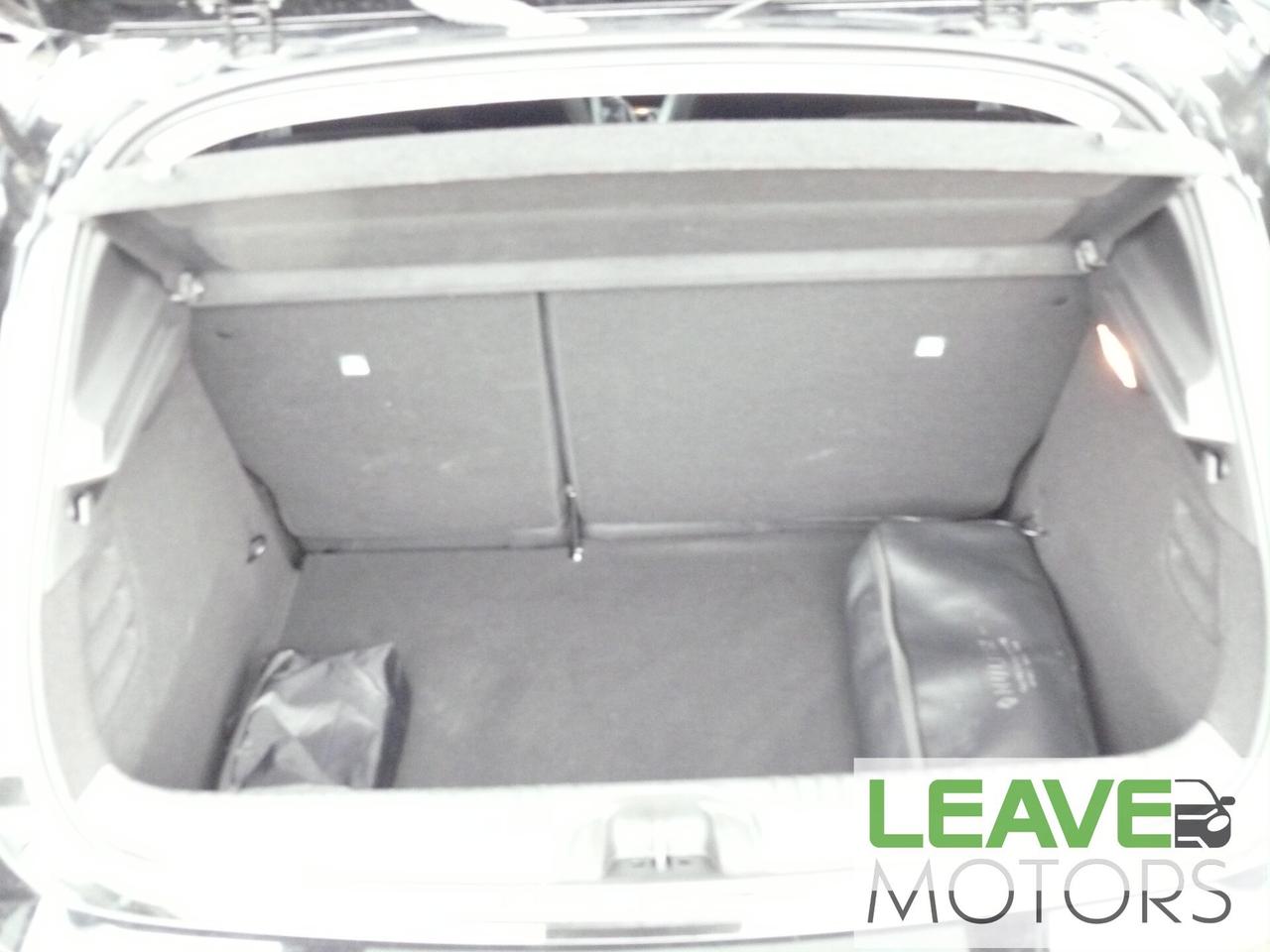 Renault Clio 100 CV GPL Evolution (M1495)